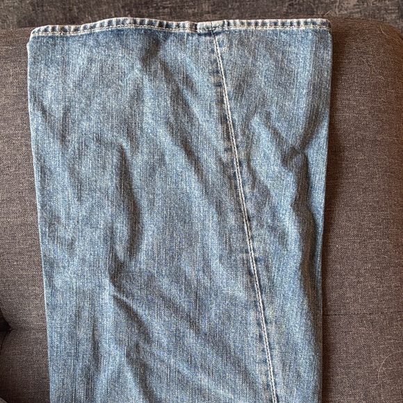 True Religion Men's Light Blue Straight Jeans - Picture 9 of 10